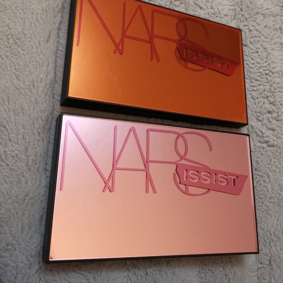 Nars Wanted I and II Cheek Palettes - Picture 2 of 3